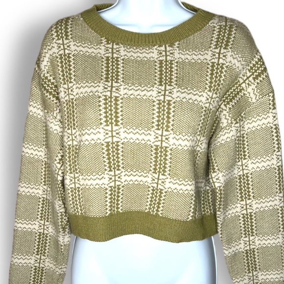 Lulus Sweaters - Lulu's crop pullover sweater - green plaid